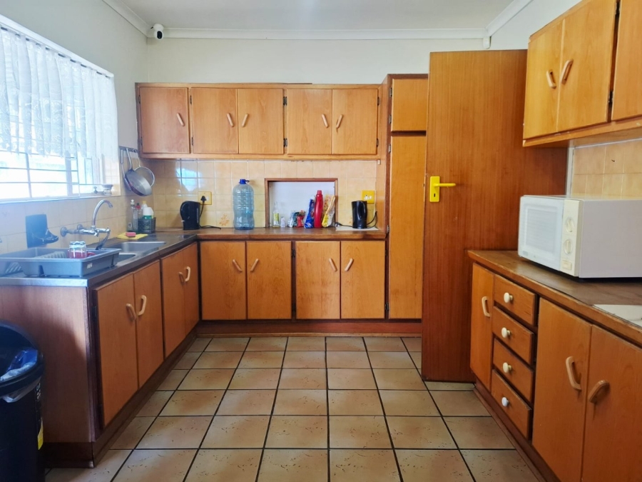 7 Bedroom Property for Sale in Brandwag Free State